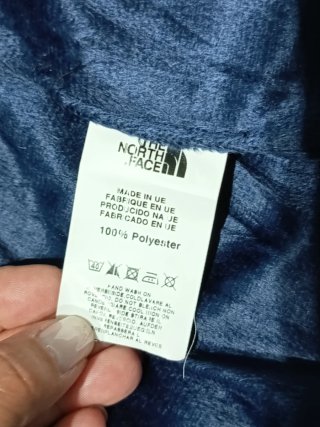 Chamarra The North Face Azul y Negro Talla M.