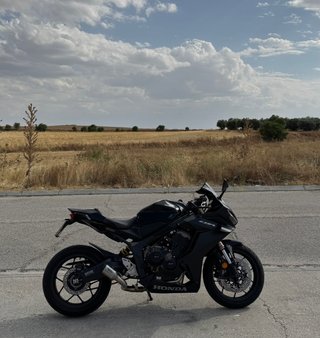 Honda CBR 650 R 2021 Negra