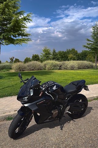 Honda CBR 650 R 2021 Negra