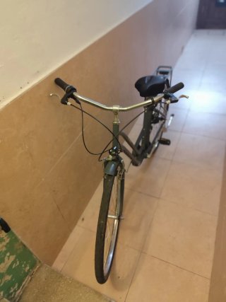 Bicicleta urbana en buen estado