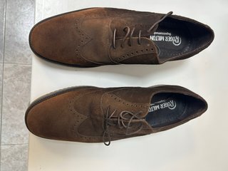 Zapatos de ante marrones