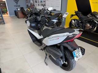 Kimco Xciting VS 400 Maxi Scooter