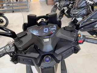 Kimco Xciting VS 400 Maxi Scooter