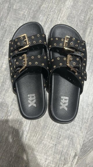 Sandalias planas negras