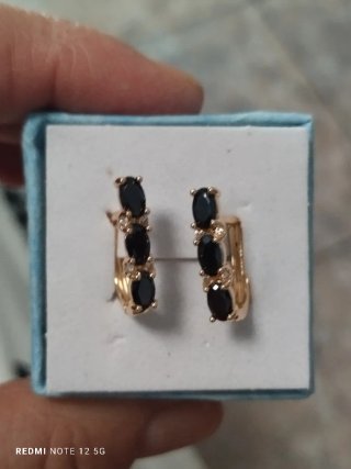 Pendientes oro circonitas negras