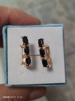 Pendientes oro circonitas negras
