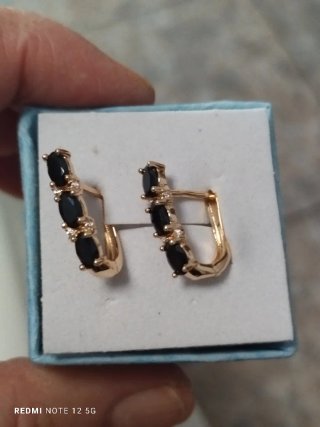 Pendientes oro circonitas negras