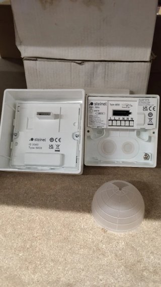 Detector Movimiento Simón Sensor Pro 89218139-230