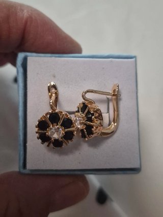 Pendientes Vintage Flor Oro Negro Blanco