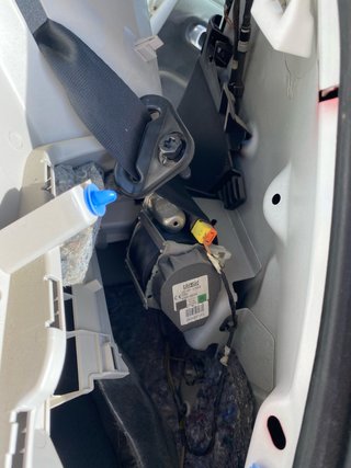 Cinturón trasero izquierdo Citroen C3