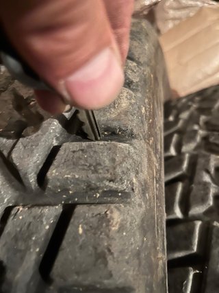 Neumáticos 245/80R16
