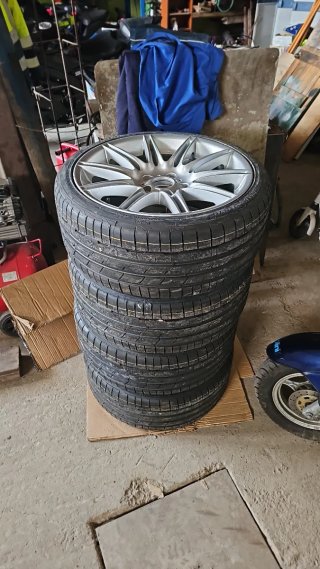 STYLING 225 M + HANKOOK Ventus S1 Evo 3