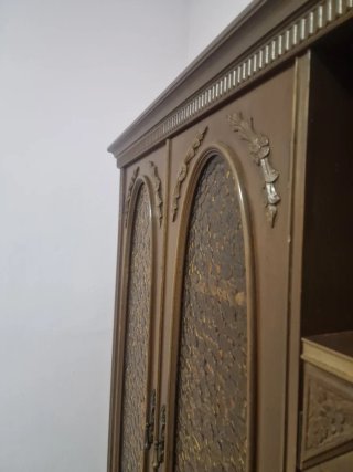 Antiguo armario madera maciza americana