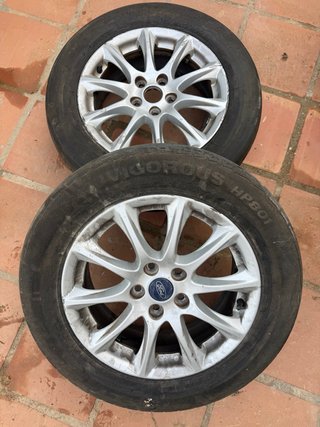 Llantas Ford Mondeo Híbrido (2 unidades)