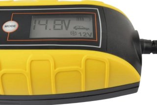 Cargador Baterías Coche/Moto ADAC 6/12V