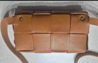 Bolso piel trenzado marrón