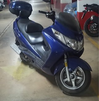 Suzuki Burgman 250 Azul - 48000 km