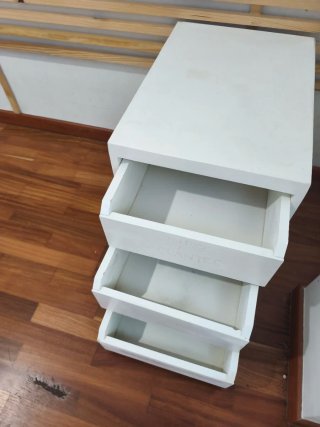Pack Dormitorio Madera + 2 Mesitas Estilo IKEA
