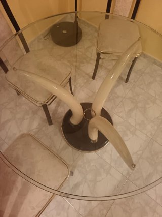 Mesa y 4 Sillas Comedor Cristal