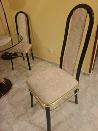 Mesa y 4 Sillas Comedor Cristal