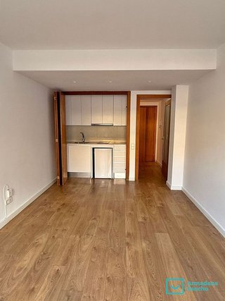 Oficina en alquiler en El Putxet i el Farró en Barcelona