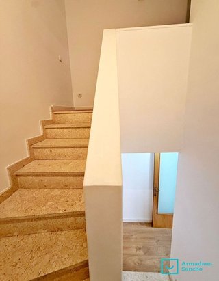 Oficina en alquiler en El Putxet i el Farró en Barcelona