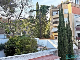 Oficina en alquiler en El Putxet i el Farró en Barcelona