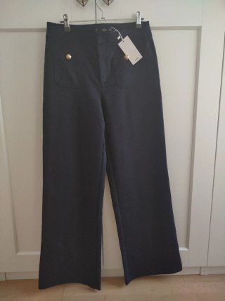Pantalón recto botones joya a estrenar