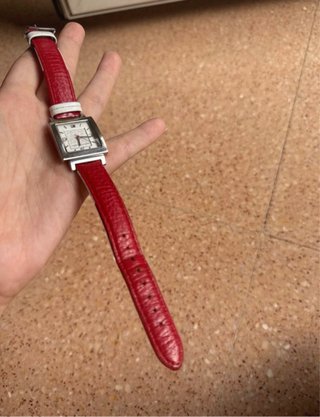 Reloj Tommy Hilfiger Cuadrado Correa Roja