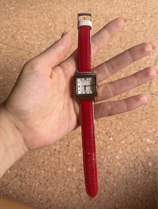 Reloj Tommy Hilfiger Cuadrado Correa Roja