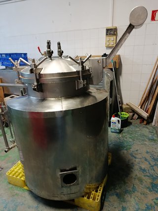 Autoclave 600L con 3 cestas