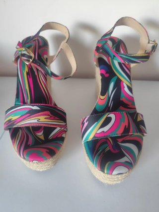 Sandalias de cuña verano multicolor
