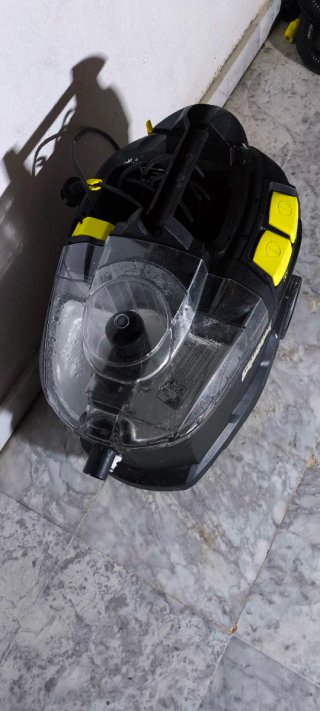 Karcher Puzzi 8/1 Anniversary Edition