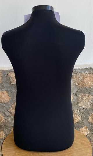 Maniquí de hombre, medio cuerpo, color negro