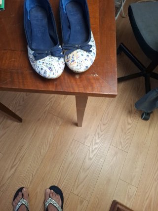 Manoletinas floreadas talla 40
