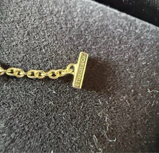 Pulsera Tiffany & Co. dorada