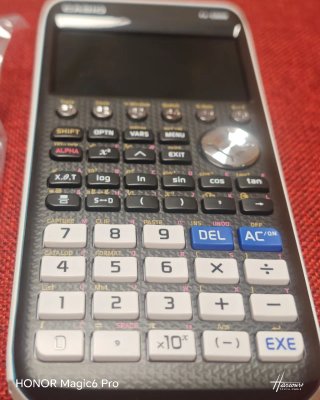 Calculadora Gráfica Casio fx-CG50
