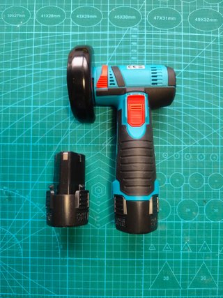 Amoladora 12V + 2 Baterías + Cargador + Maletín