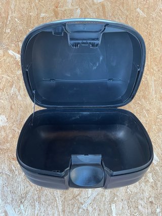 Baúl Shad para Yamaha Xmax