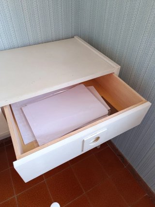 Escritorio juvenil con silla