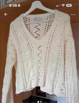 Jersey Bershka beige ta XS pero vale para S