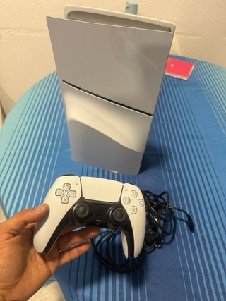 Consola PS5 Slim con Lector
