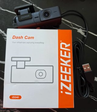 2 Cámara Vigilancia iZEEKER iD240