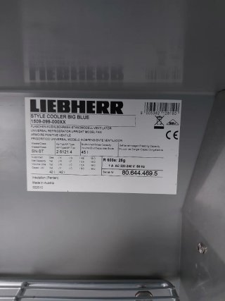Nevera Liebherr Red Bull