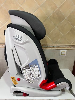 Britax Römer Advansafix III Sict