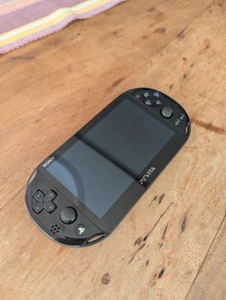 Sony PSVita Slim Negra