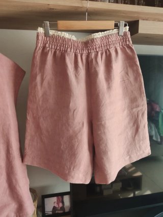 Conjunto Zara Chaleco y Shorts Rosa lino