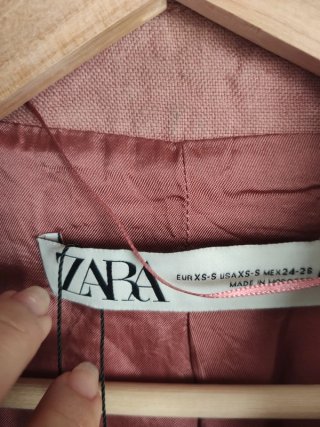 Conjunto Zara Chaleco y Shorts Rosa lino