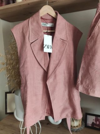 Conjunto Zara Chaleco y Shorts Rosa lino