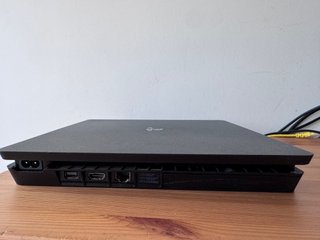 Consola PS4 Slim 500GB 12.00 + Mando